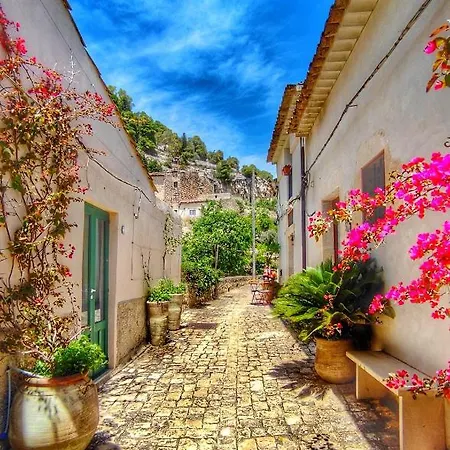 Lilibeth - Charming & Lovely Views Vakantiehuis Scicli